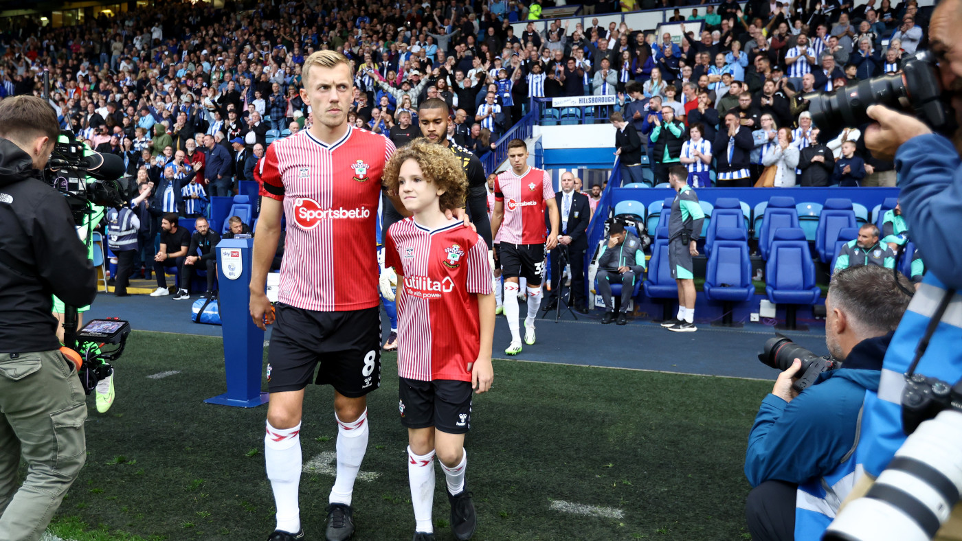 Gallery Sheffield Wednesday 12 Saints Gallery Southampton FC Official Site